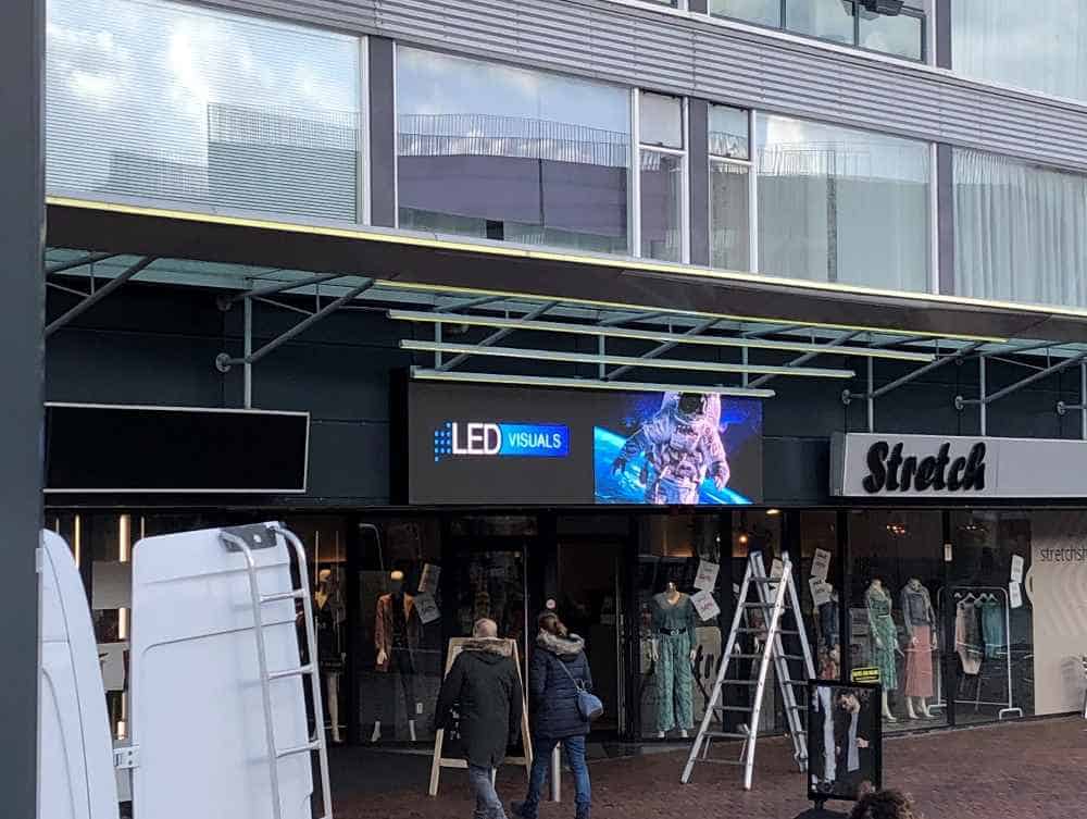 Outdoor LED scherm Metterwoon LED SCHERM KOPEN OF HUREN? Bij LED